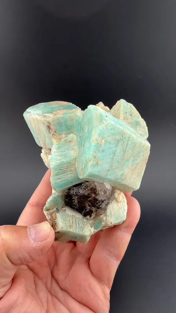 Microcline with Quartz image