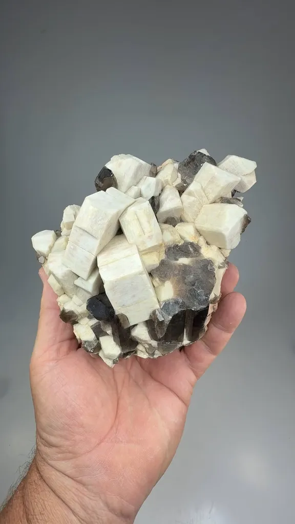Microcline with Quartz - image 2