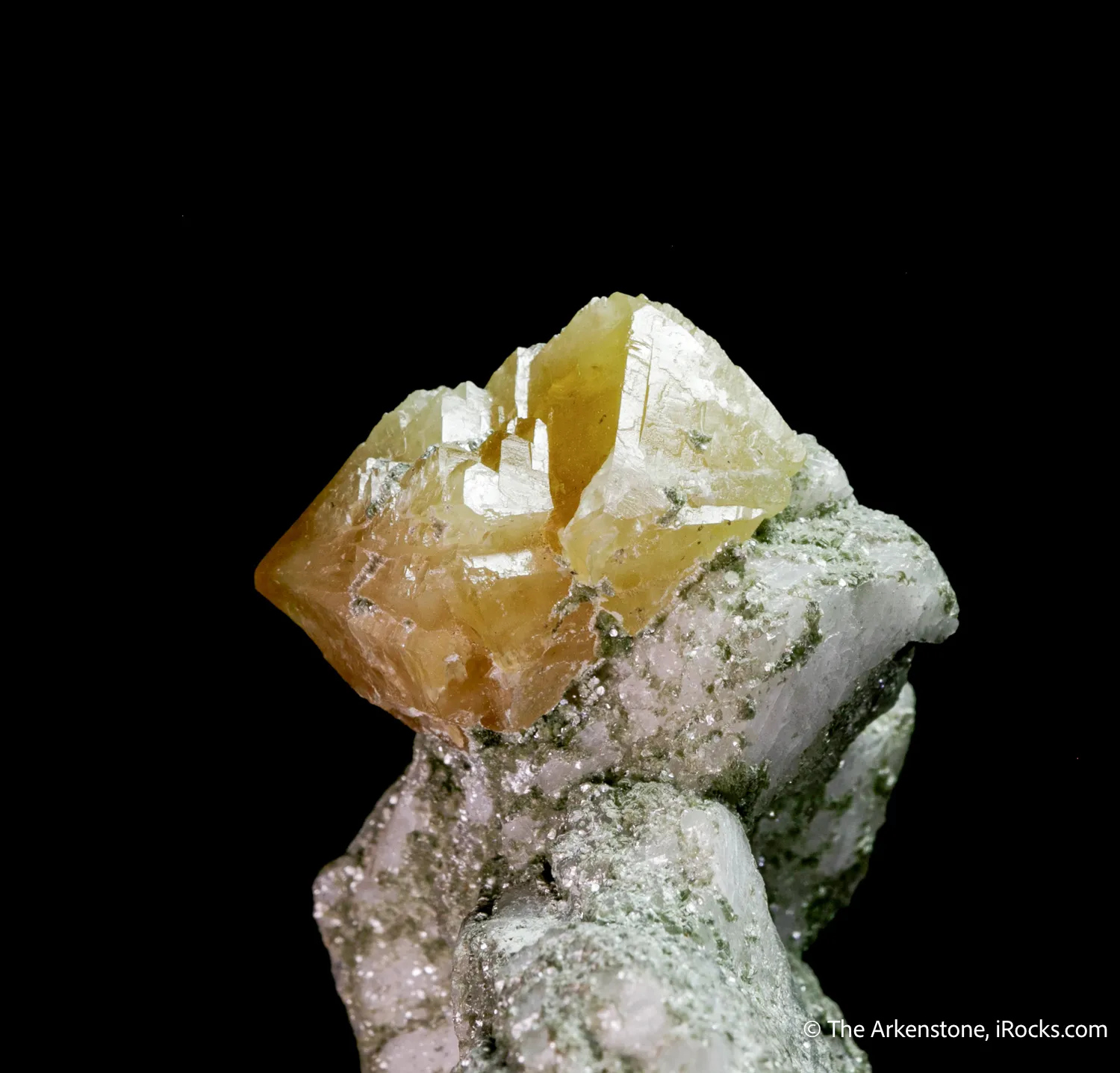 Microlite species on Albite - image 4