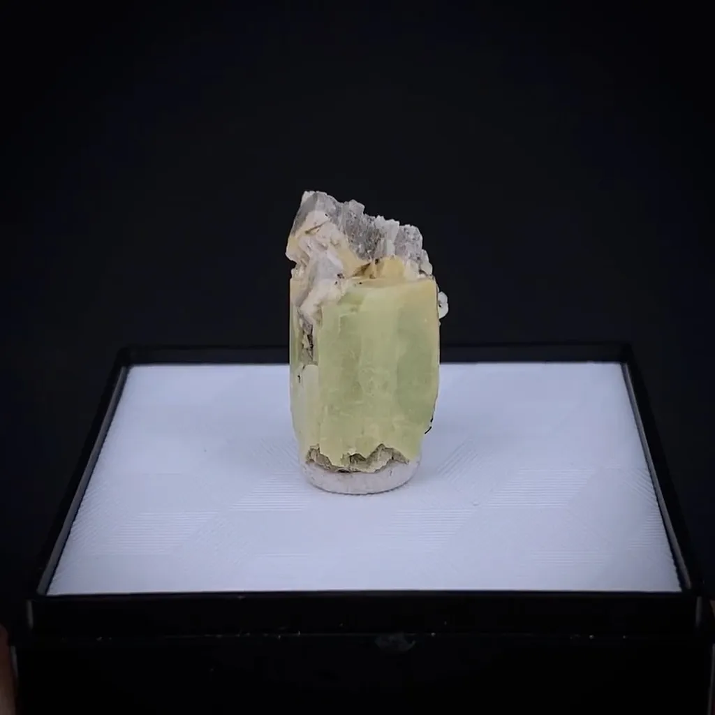 Milarite - image 2