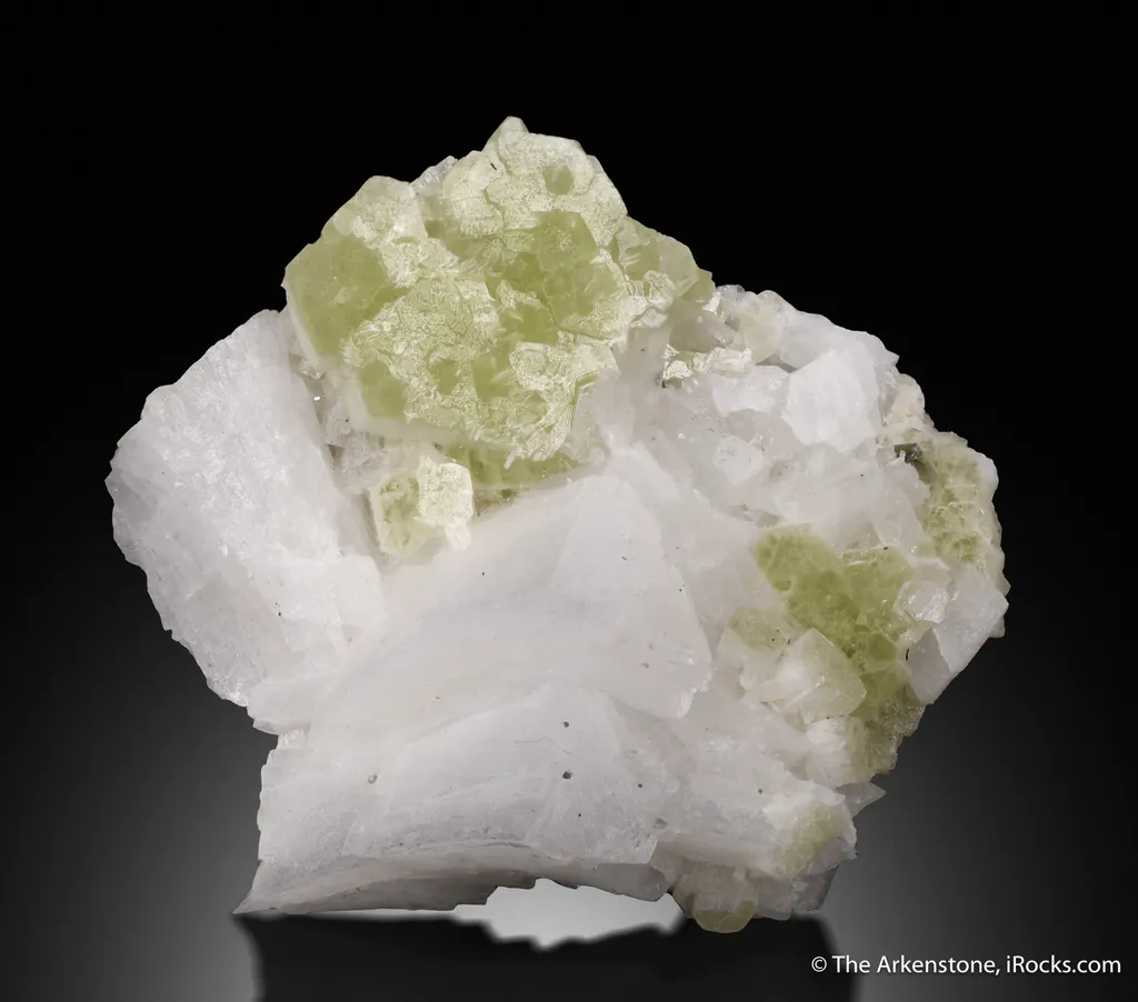 Milarite on Adularia image