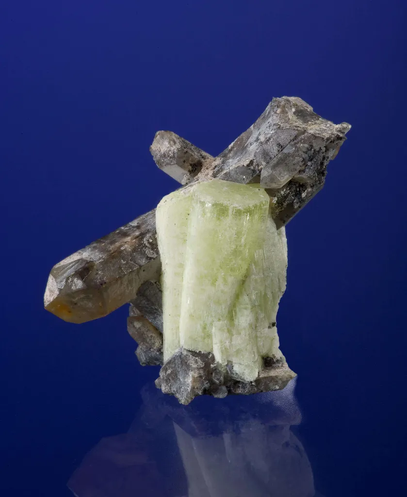 Milarite on Quartz - image 2