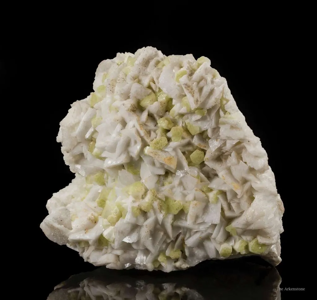 Milarite With Valencianite - image 3