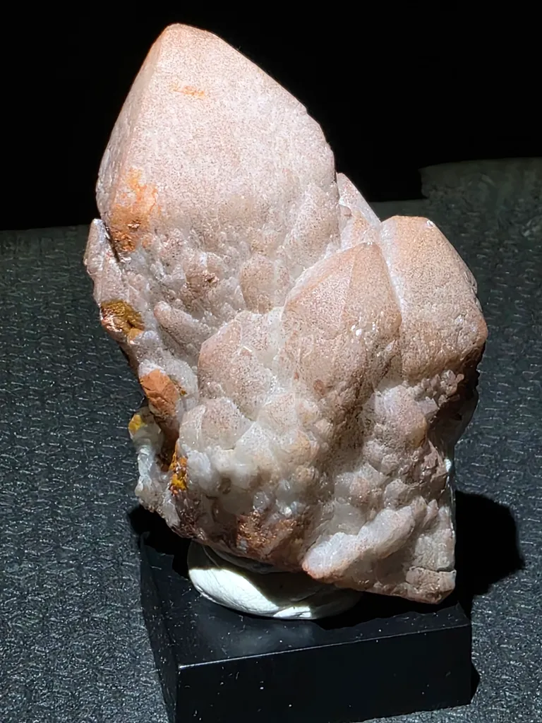 Milky quartz  , cuarzo chamán , dragon scale image
