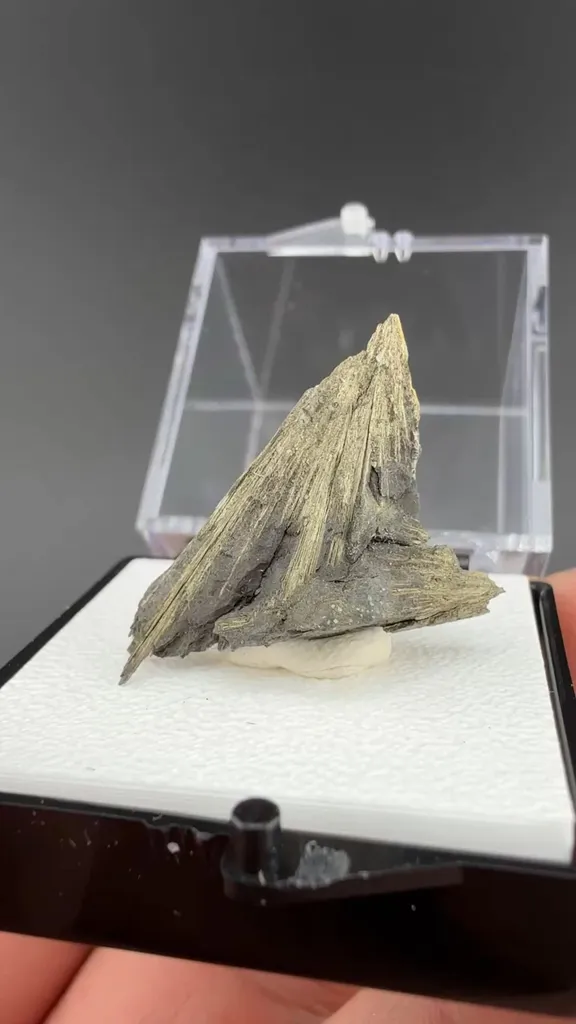 Millerite - image 1