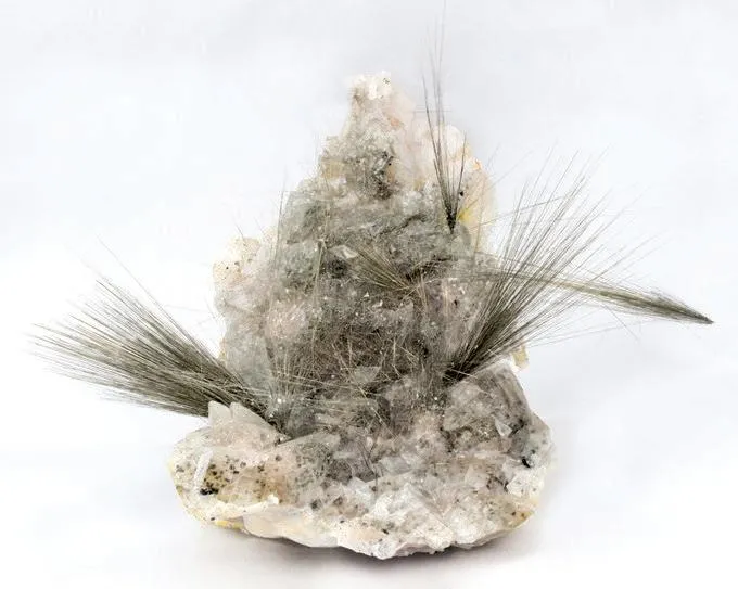 Millerite, Calcite, Chalcopyrite image