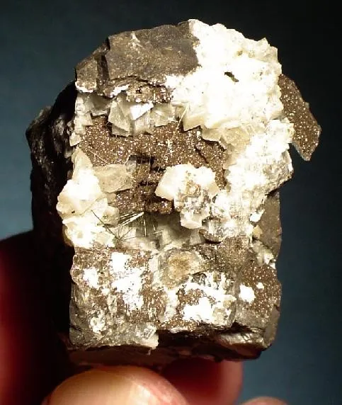 Millerite, Dolomite image