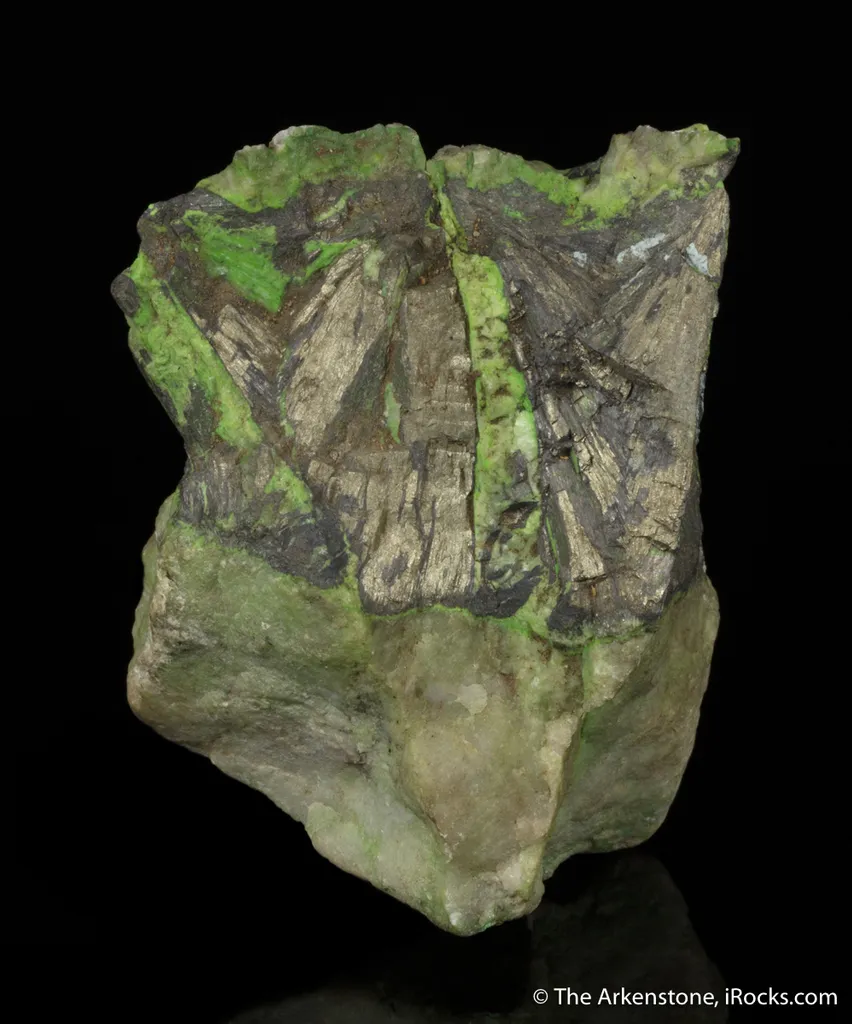 Millerite, Gaspeite, Annabergite - image 2