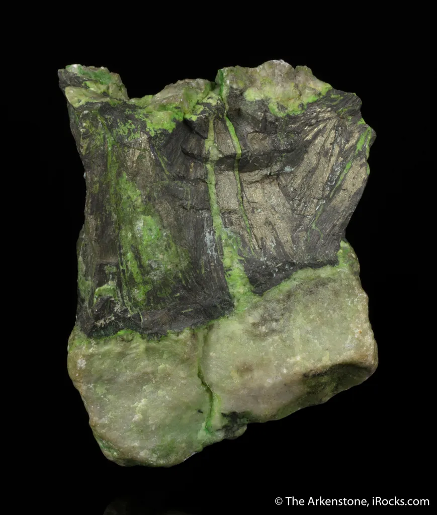 Millerite, Gaspeite, Annabergite - image 5