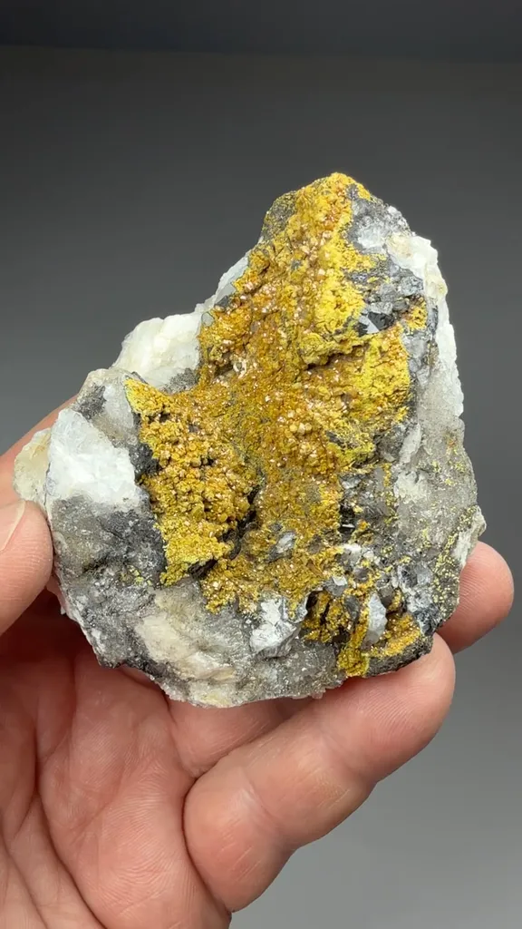 Mimetite - image 2