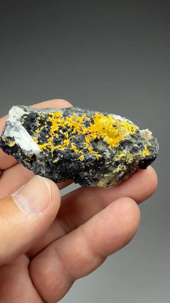 Mimetite - image 2