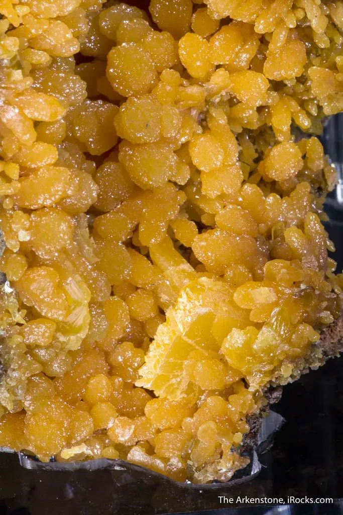 Mimetite and Wulfenite - image 2