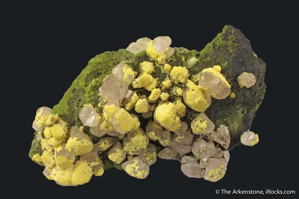 Mimetite, Cerussite, Mottramite, Calcite - image 6