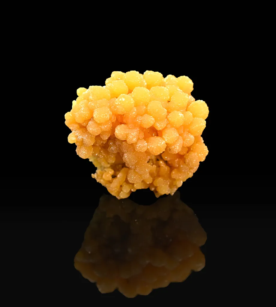 Mimetite from Mexico, Durango, Mapimí Municipality, Mapimí, Ojuela Mine image
