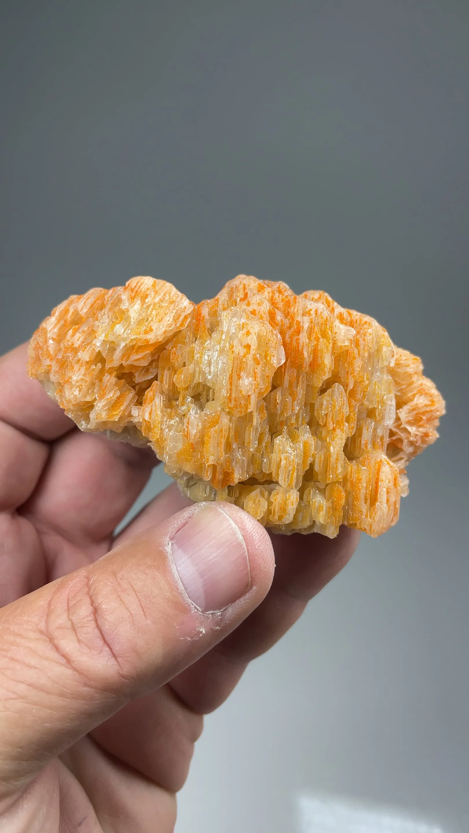 Mimetite on Cerussite - image 2