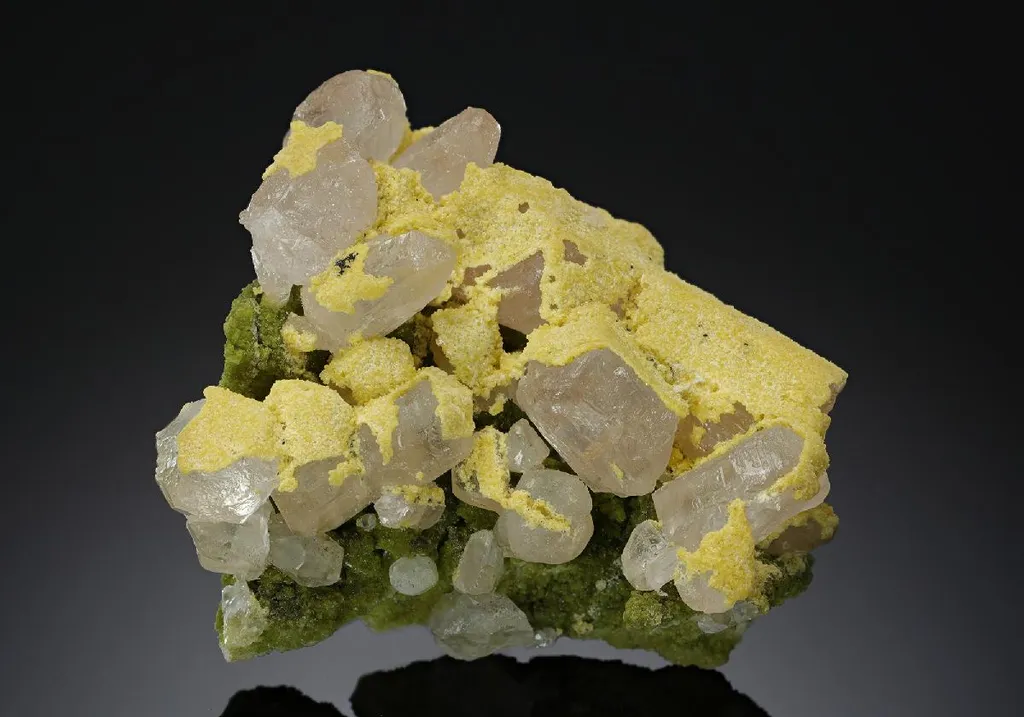 Mimetite on Cerussite with Duftite image