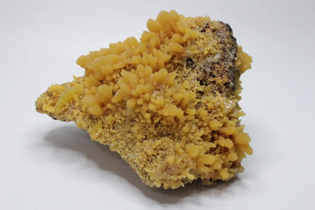 Mimetite on matrix - image 3