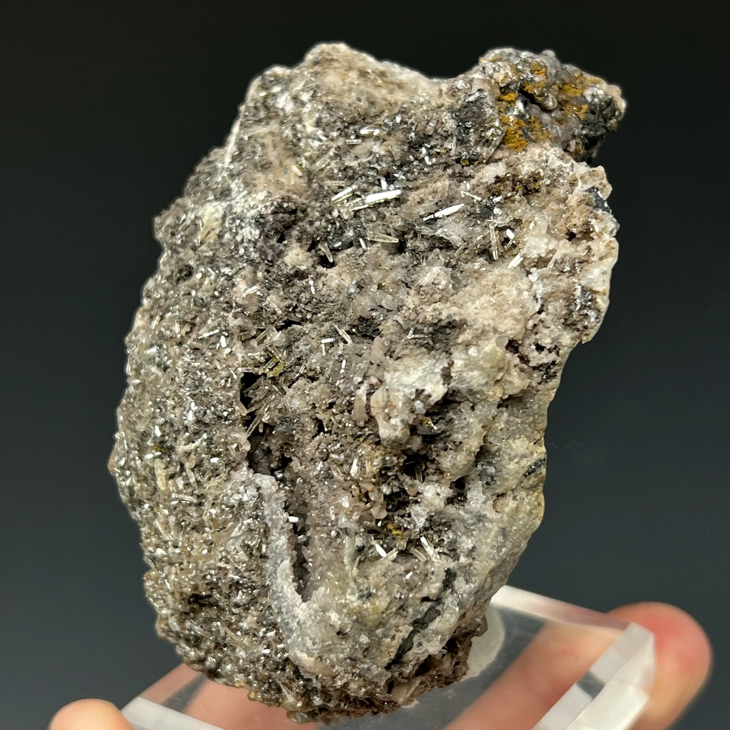 Mimetite on Quartz and Smithsonite - image 4