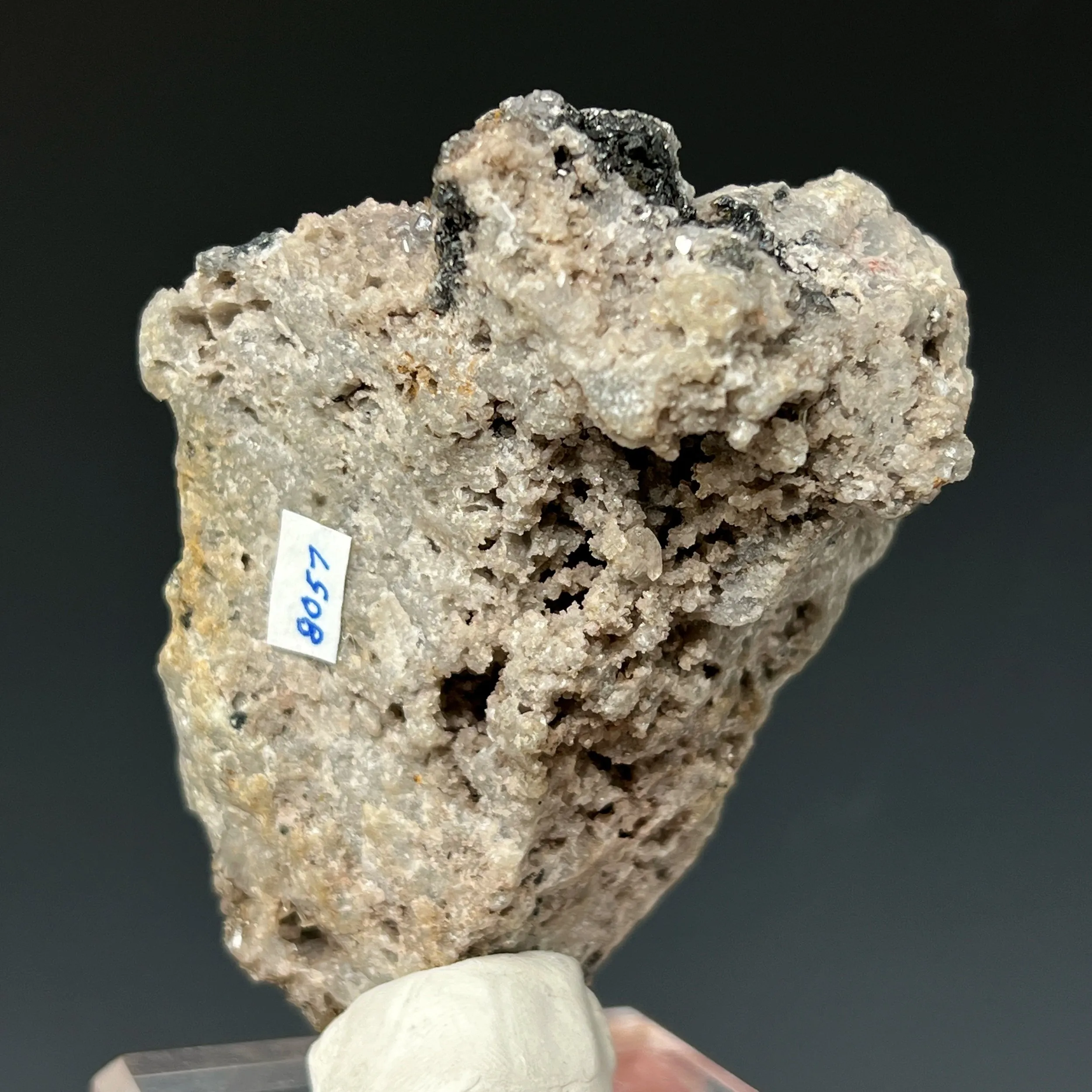 Mimetite on Quartz and Smithsonite - image 2