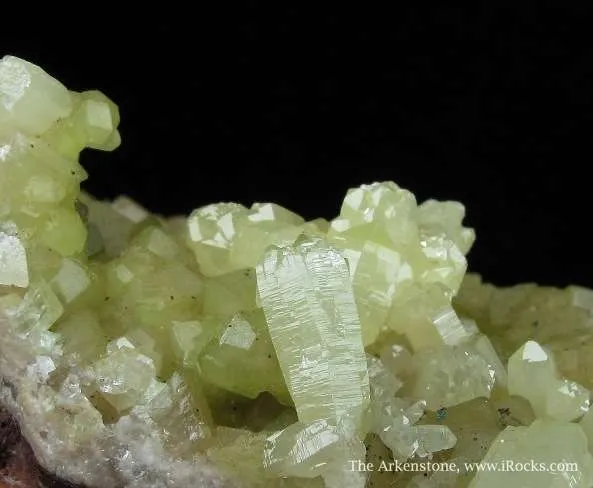 Mimetite on Smithsonite With Duftite - image 3