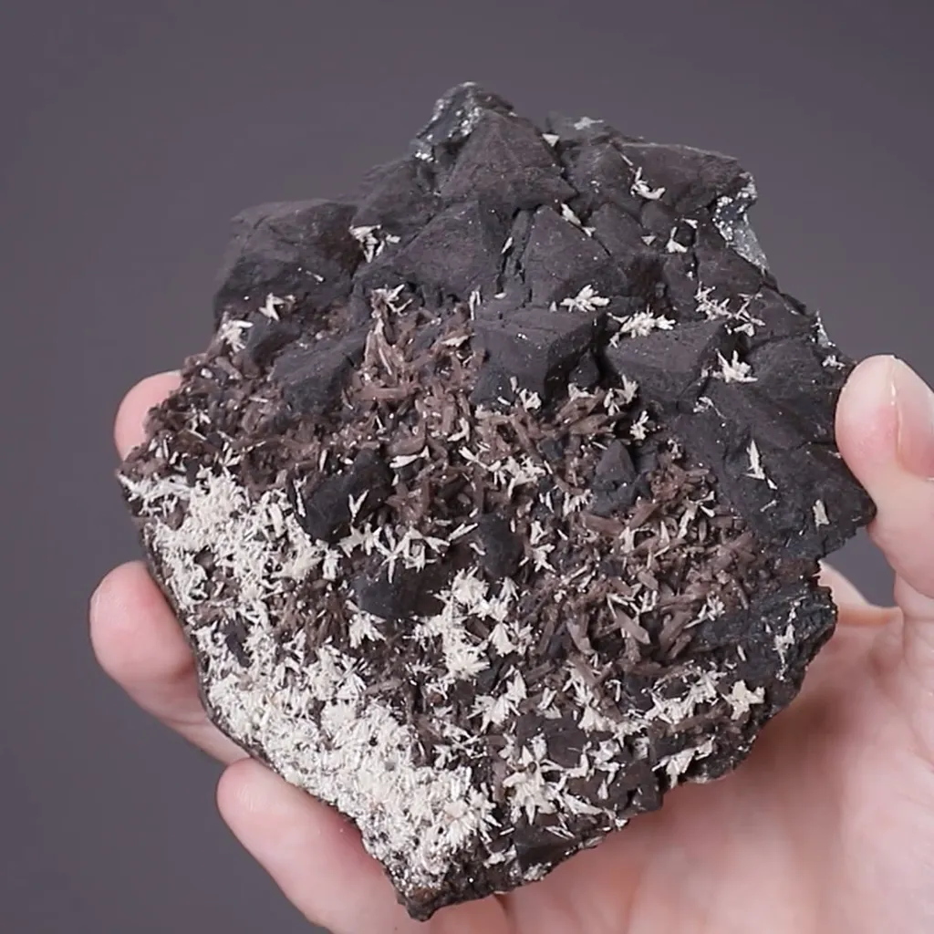 Mimetite on Tennantite - image 2