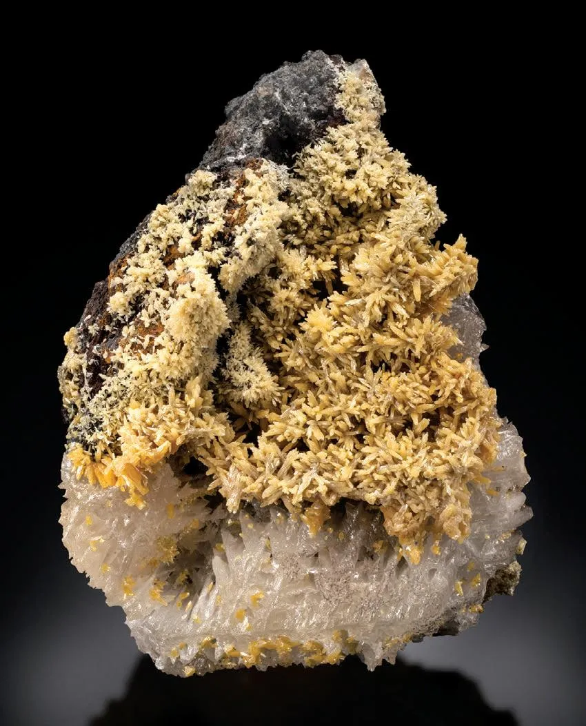 Mimetite, reticulated Cerussite - image 1