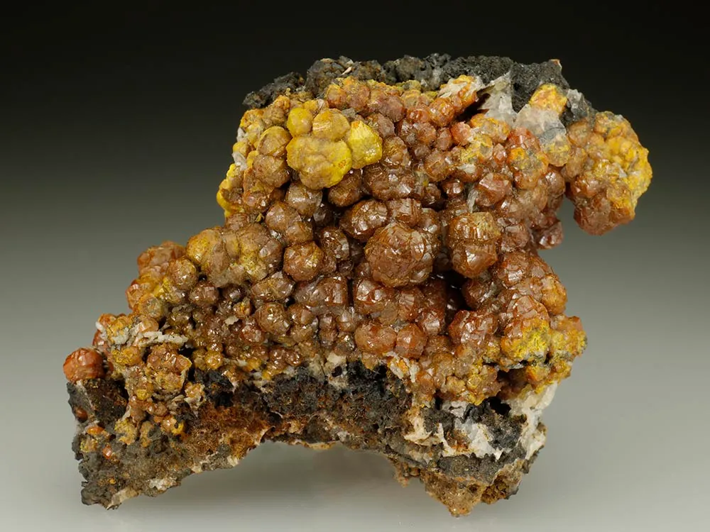 Mimetite Var. CAMPYLITE image