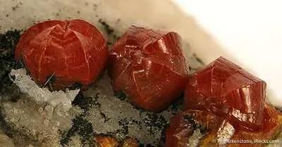Mimetite Var. Campylite - image 4