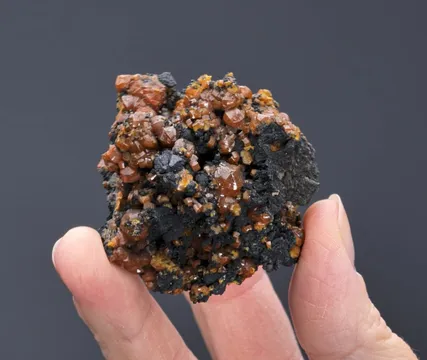 Mimetite Var. CAMPYLITE