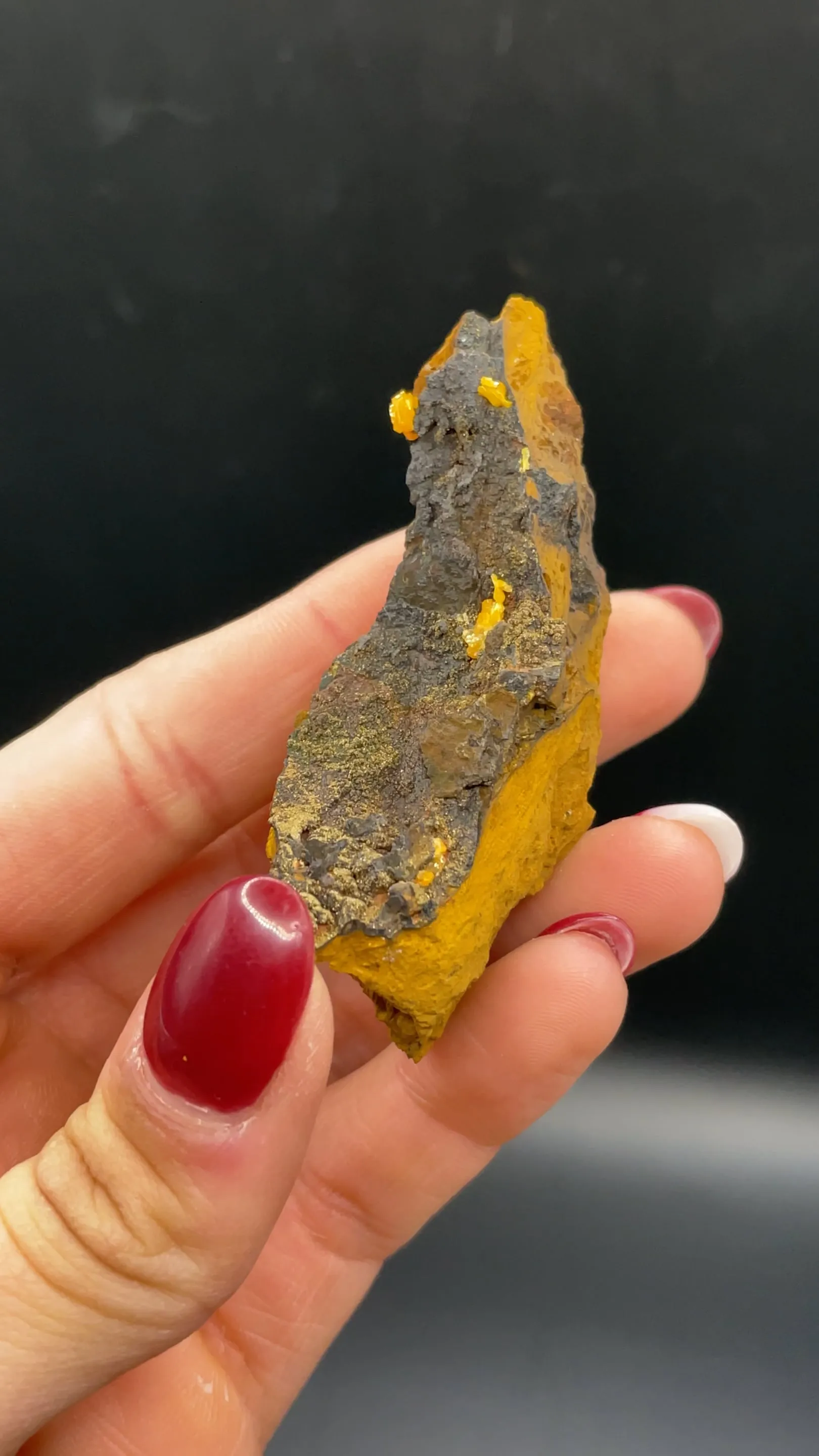Mimetite with Beudantite - image 2