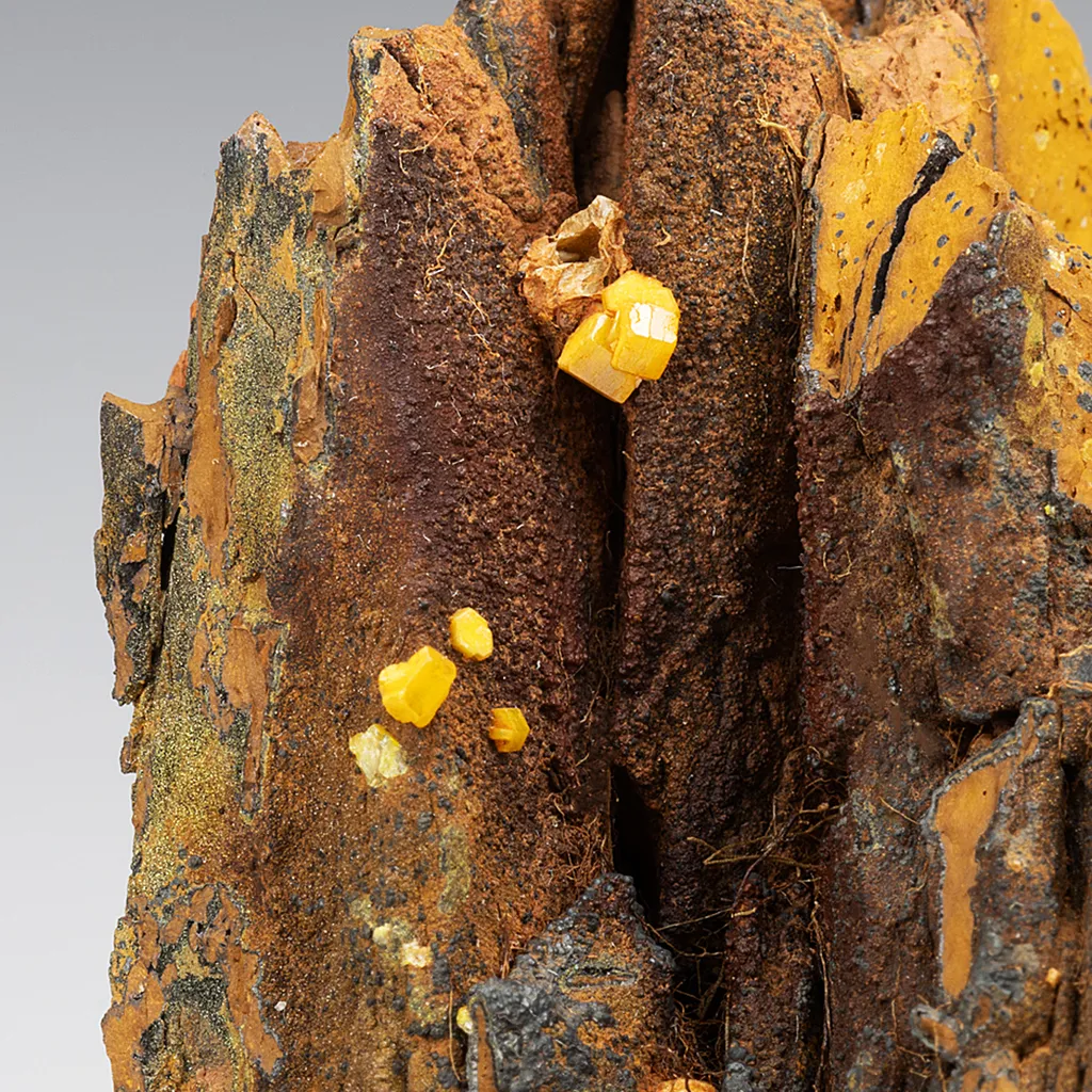 Mimetite with Beudantite image