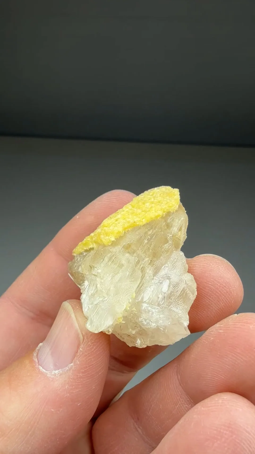 Mimetite with Cerussite - image 2
