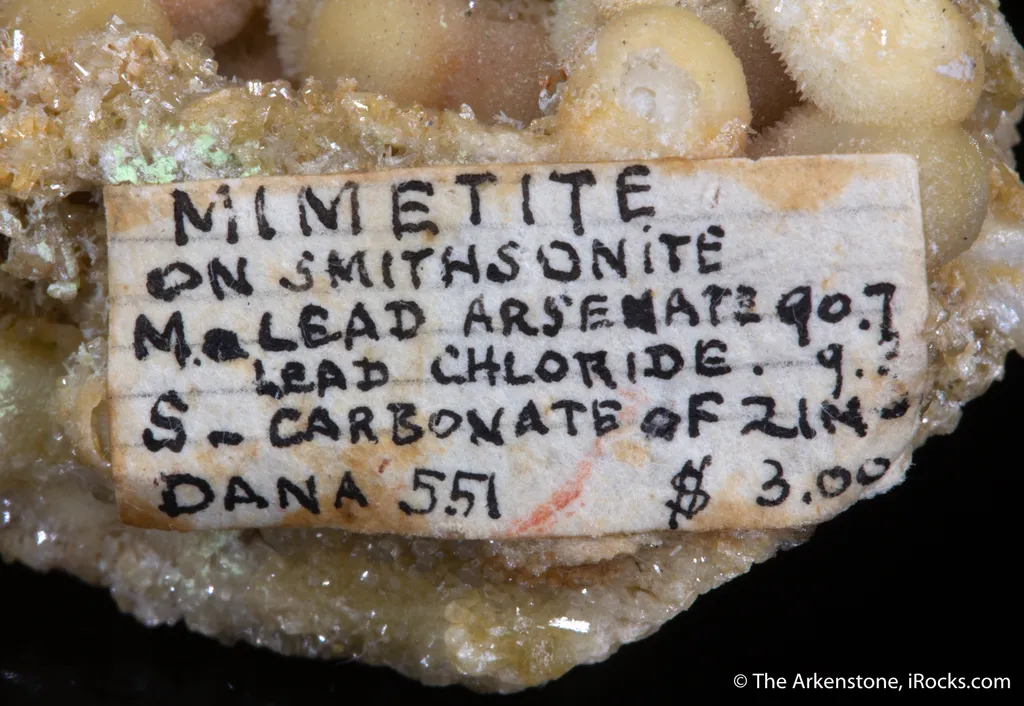 Mimetite with Smithsonite - image 6