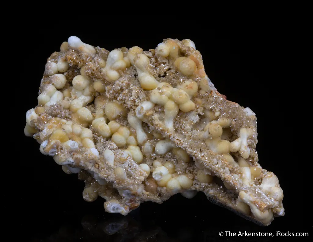 Mimetite with Smithsonite - image 4