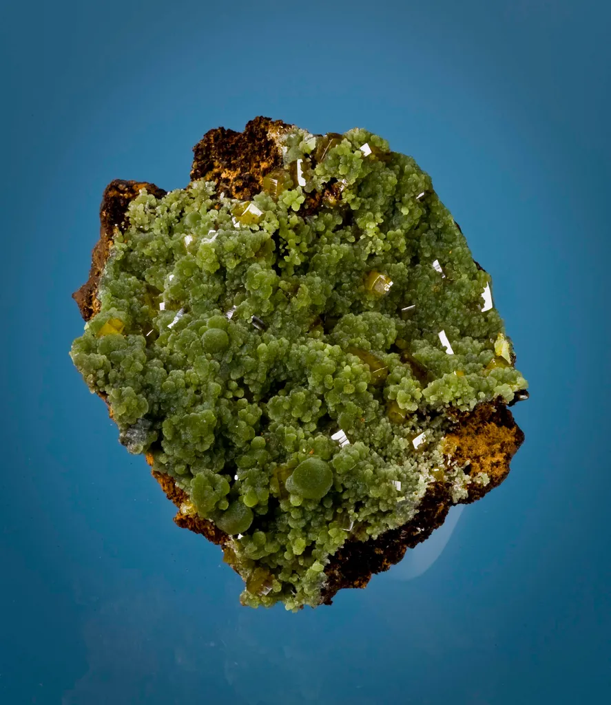 Mimetite With Wulfenite image