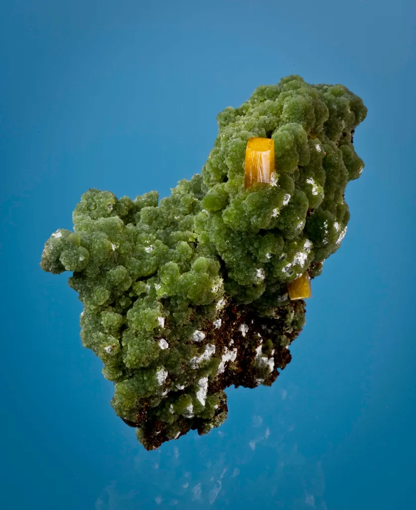 Mimetite With Wulfenite image