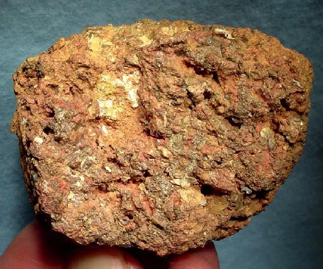 Minium, Lead image