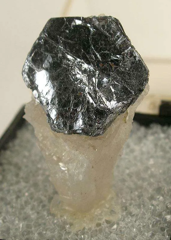 Molybdenite - image 2
