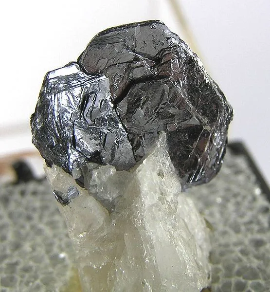 Molybdenite image