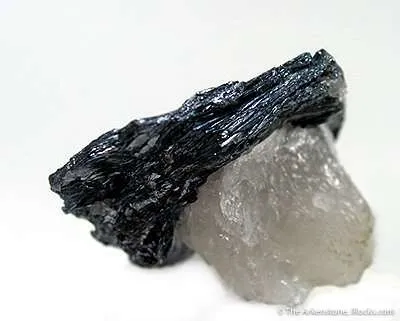 Molybdenite on Quartz - image 2