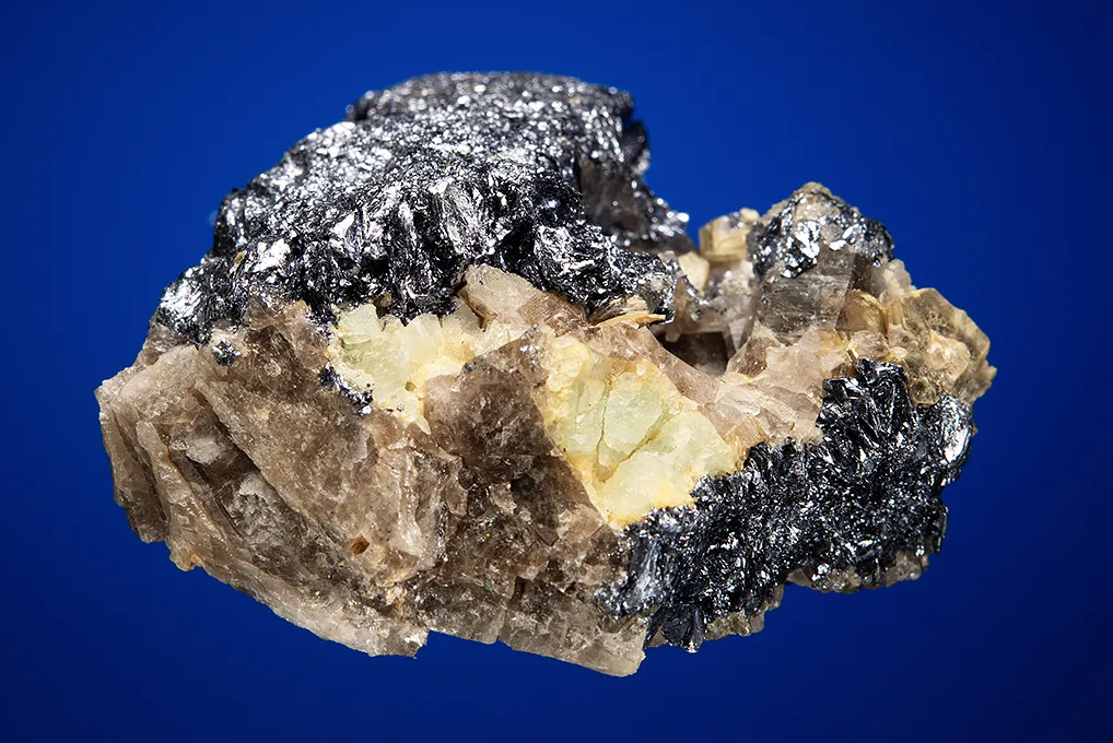Molybdenite on Quartz and Beryl var. Aquamarine - image 4