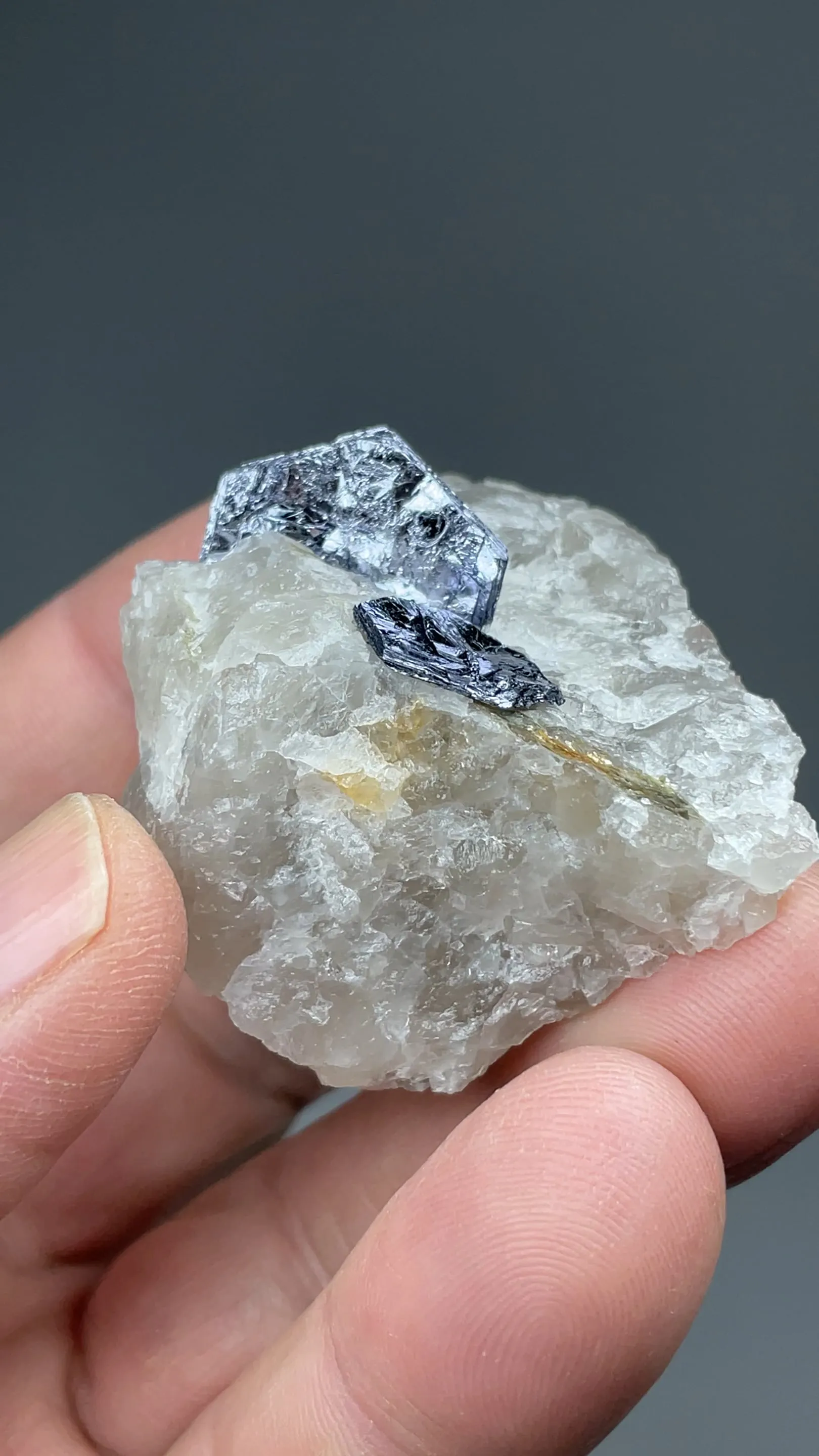 Molybdenite with Quartz - image 2