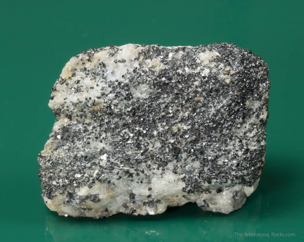 Molybdophyllite with Hausmannite on Calcite - image 3