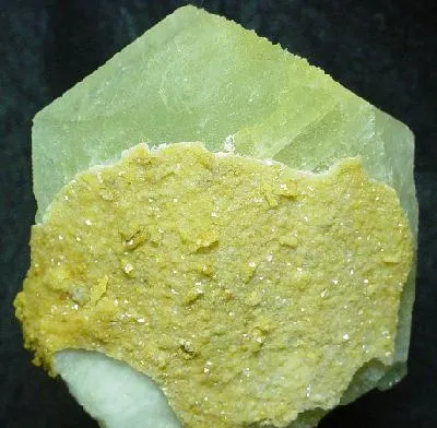 Montebrasite, Kosnarite image