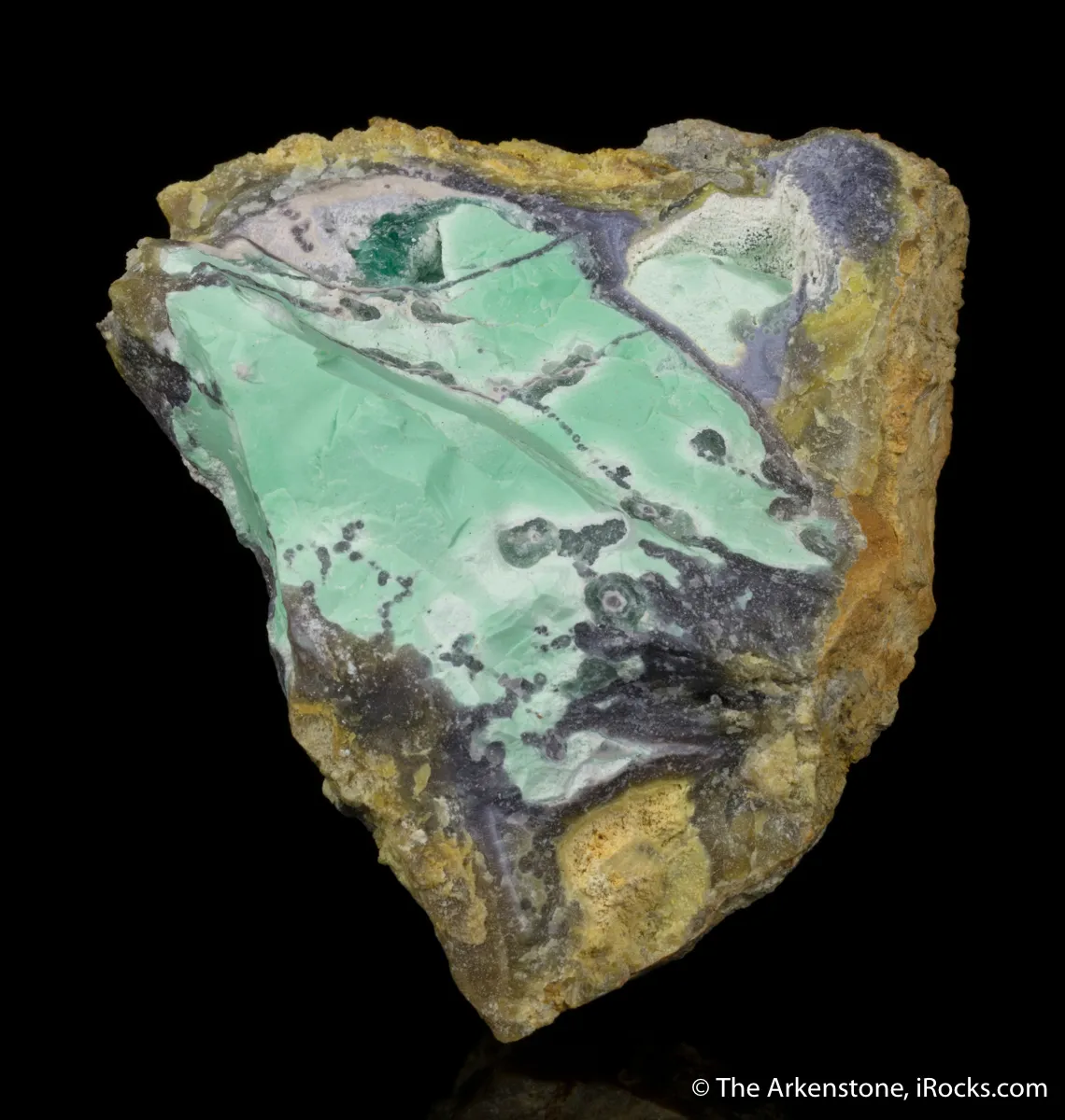 Montgomeryite crystals (TL) with Variscite, Wardite - image 2