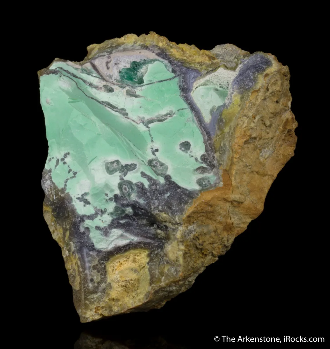 Montgomeryite crystals (TL) with Variscite, Wardite - image 3