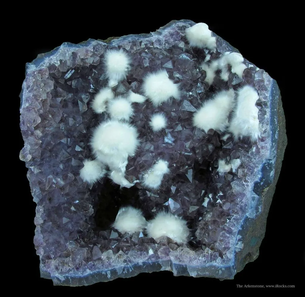 Mordenite on Quartz Var. Amethyst image