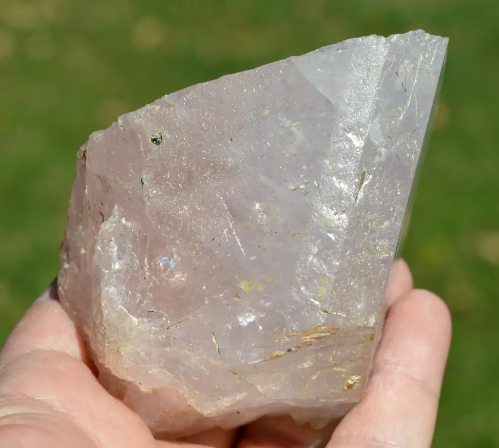 Morganite 637 grams - Urucum claim, Galileia, Minas Gerais, Brazil image