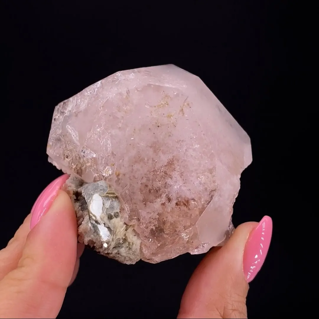 Morganite - image 1