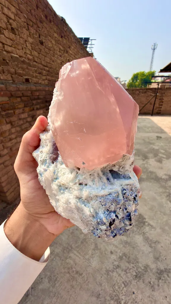 Morganite from Afghanistan - image 4